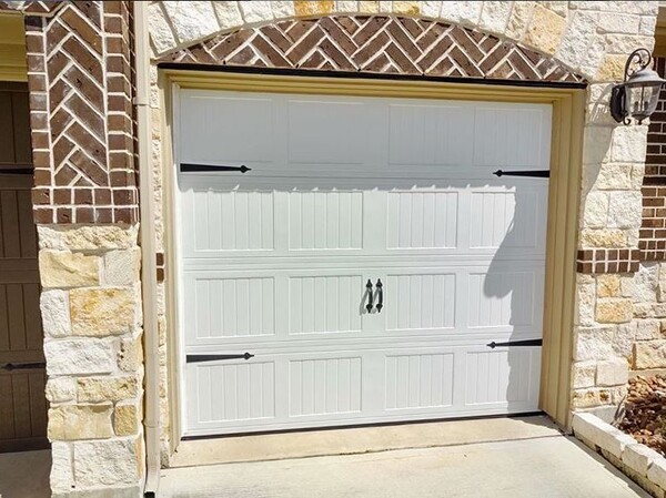 Garage Door Installation in Houston, TX (1)